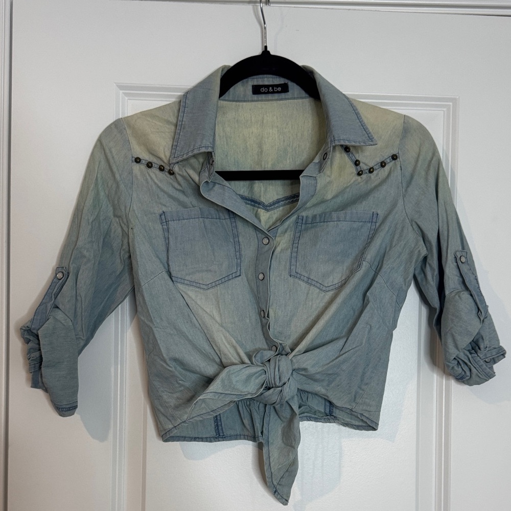 DO+BE Light Blue Denim Top